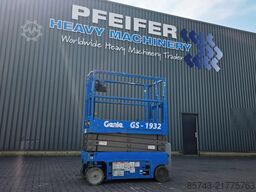 Genie GS1932 Electric, Working Height 7.8 m, 227kg Capac
