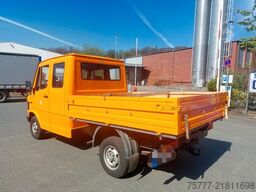 MERCEDES-BENZ Vario 208D Doka Pritsche - Restauriert