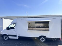 Mercedes-Benz Foodtruck, Imbisswagen, Food Truck mit neuer Küche und Ausstattung