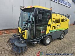 Johnston Bucher Johnston Sweeper CX202 mit EURO 6 Klima