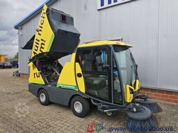 Johnston Bucher Johnston Sweeper CX202 mit EURO 6 Klima