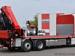 MAN TGX 26.400 mit Hiab Ladekran