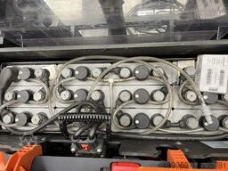 BT Hochhubwagen SWE120L