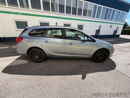 OPEL Astra J Sports Tourer Edition TÜV 2027