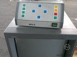 Instron Wolpert V-Testor 4562