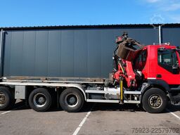 Iveco Trakker 410 8x4 Cable system with Crane