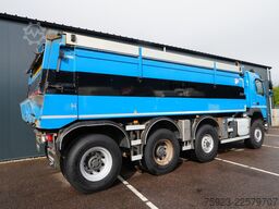 Volvo FMX 500 8x8 tipper 342.000km