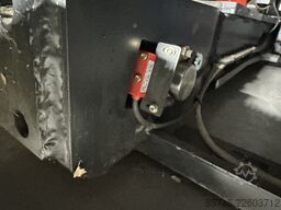 LINDE V ( 5213 ) - Wire Guidance !! DOUBLE steering !! Triplex FFL