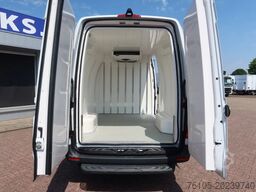 Mercedes-Benz Sprinter 317 Koel/Vries L2/H2 220 Volt stekker