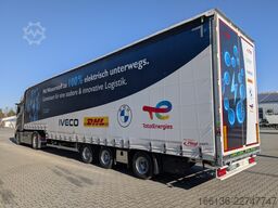 Fliegl 3-Achs Jumbo Gardinen Sattelauflieger