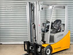 Jungheinrich EFG 218k -Service Neu - Freihub - Batterie 85%