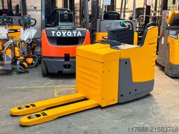 Jungheinrich ERE 225 - Service Neu - Batterie 86%