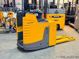 Jungheinrich ERE 225 - Service Neu - Batterie 86%