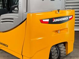 Jungheinrich EFG 220 - Service Neu - nur 4413 Std. Batterie 81%