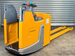 Jungheinrich ERE 225 - Service Neu-2.400mm Gabeln -Batterie 83%