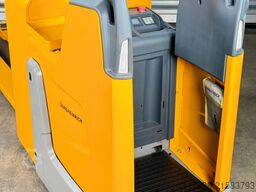 Jungheinrich ERE 225 - Service Neu-2.400mm Gabeln -Batterie 83%