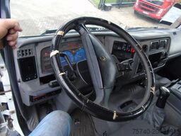 Renault Kerax 420 DCI + MANUAL + SPRING + 6X4 + PERFECT