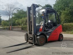 Linde H 25 Diesel Triplex