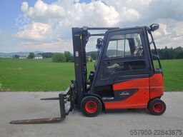 Linde E 30 Triplex Zinkenverstellgerät