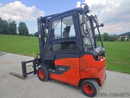 Linde E 30 Triplex Zinkenverstellgerät