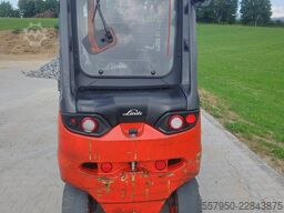 Linde E 30 Triplex Zinkenverstellgerät