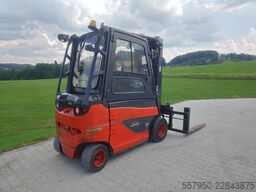 Linde E 30 Triplex Zinkenverstellgerät