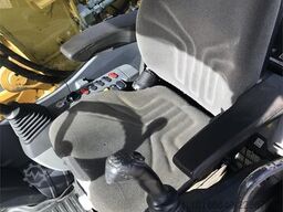 Komatsu PW160-8