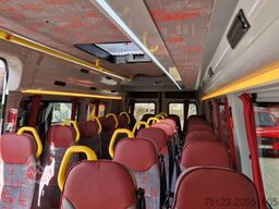 MAN TGE 22 Sitze GSR2 COC Lagerfahrzeug Stock