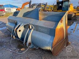 Liebherr (1884) L 586 Schaufel / bucket