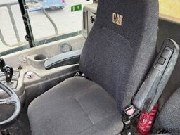 CAT 725