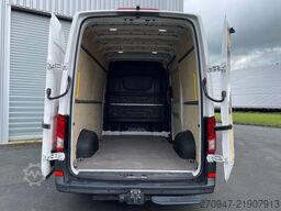 MAN TGE 3.180 L3H3 Kasten NAVI AHK LED DAB SITZH MFL