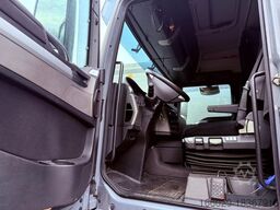 MAN TGX 18.440 LL Volumen LKW mit Staplerhalterung