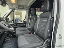 Iveco Daily 35S18HA8V DOKA Hi-Matic 12m³ L2H2 7 Sitze