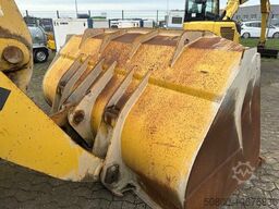 KOMATSU WA 470-6, Schaufel mit Zähne 4,3m³