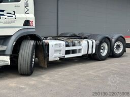 DAF CF 450 FAN 6x2 Fahrgestell Voll-Luft