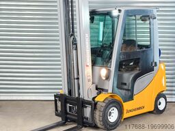 Jungheinrich TFG 320s - Service Neu - STVO - Vollkabine - 6,5M