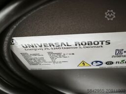 Universal Robots Universal Robots UR5e with Teach Pendant