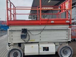 JLG M4069