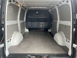 MERCEDES-BENZ Vito 110 CDI Lang Klima 3-Sitzer Heckflügeltüren