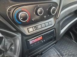 Iveco Daily 40C18 3.0D Hi-Matic DC Open laadbak GVW 3...