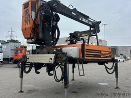 PLATEAU-WECHSELPRITSCHE MIT LOGLIFT 140S INKL. ROTATOR UND GREIFER