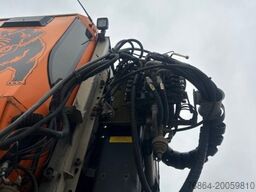 PLATEAU-WECHSELPRITSCHE MIT LOGLIFT 140S INKL. ROTATOR UND GREIFER