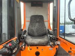 PLATEAU-WECHSELPRITSCHE MIT LOGLIFT 140S INKL. ROTATOR UND GREIFER