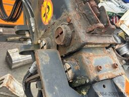 PLATEAU-WECHSELPRITSCHE MIT LOGLIFT 140S INKL. ROTATOR UND GREIFER