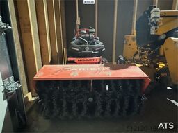  Mammoth 850 – Almost unused with snow blower, salt