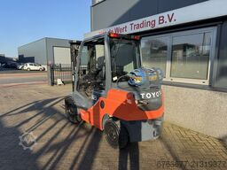 TOYOTA 06-8FG30F Triplo 430 Freelift / Sideshift LPG 2019