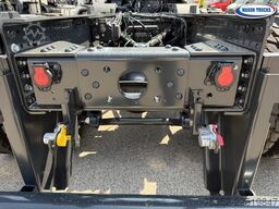 Iveco T-Way AD410T54 8x4