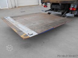 Iveco Stralis 360 6X2 - Centina + Sponda