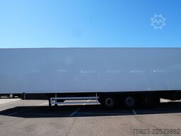 Chereau 3 Axle frigo trailer Carrier Vector 1800