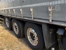 Schmitz Cargobull SCB